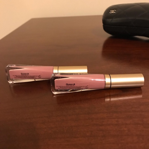 NWOB!! 2X Too Faced Melted Matte in Queen B - Picture 4 of 5